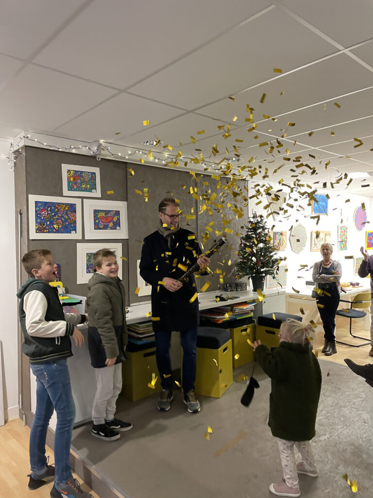 feestelijke opening met wethouder Peter Heijkoop en gezin